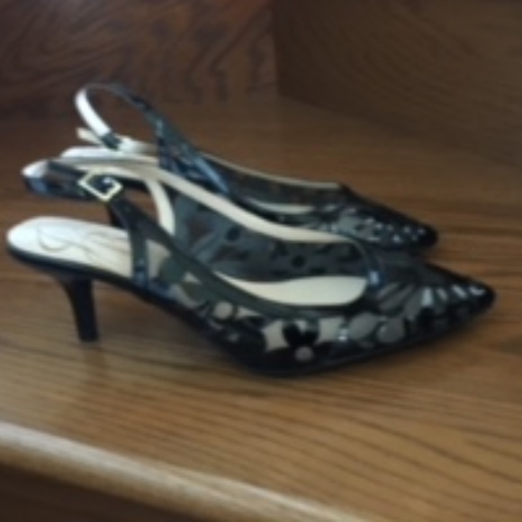 J. RENEE 10 WIDE DRESSY SLINGBACK SHOES - Picture 2 of 2